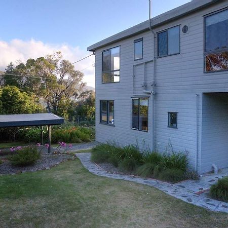 Cove Beach Apartment 1 Coles Bay Exterior foto